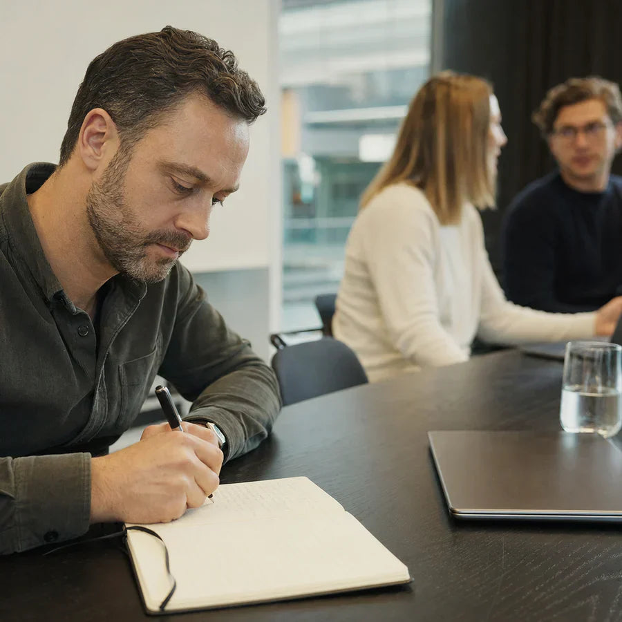 How to take notes during a meeting